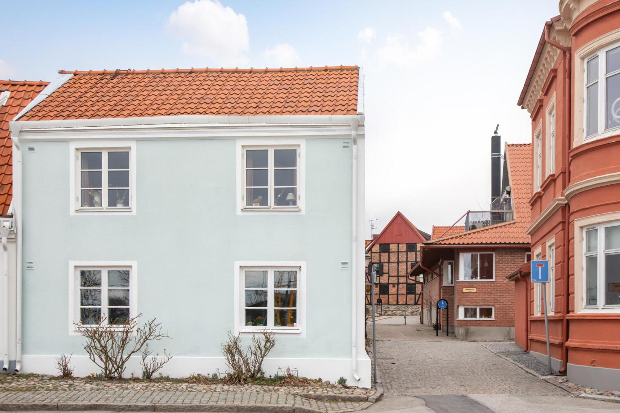 Townhouse By Marina, & Theatre *