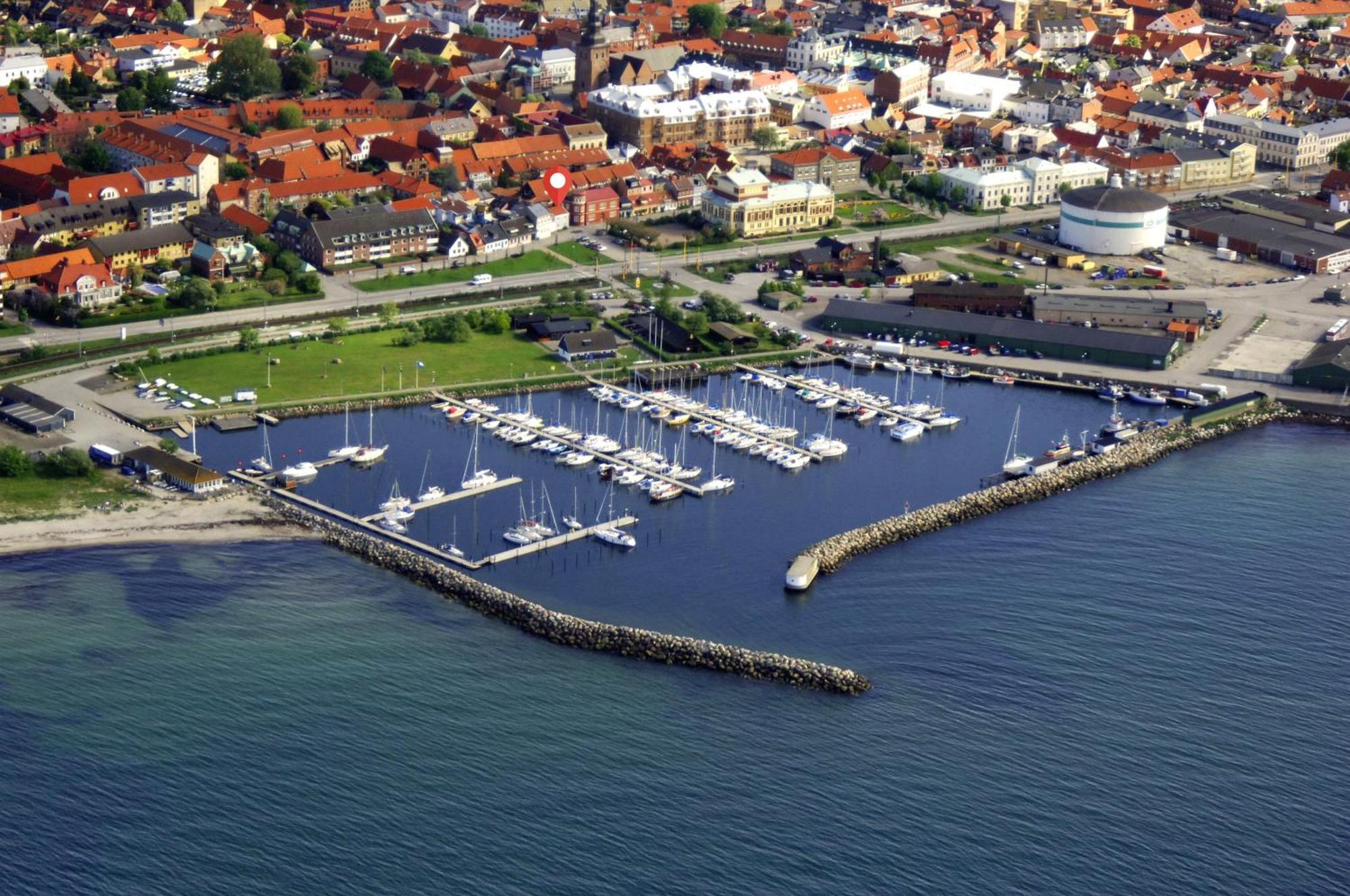 Townhouse By Marina, & Theatre Ystad